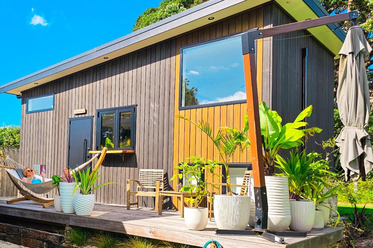 Adventurer'S Chest - Pohutukawa Hotel Hotwater Beach Екстериор снимка